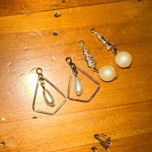 Grandma’s Gold and Pearl Earrings. Missing loop to go in ear. MUST BE BUNDLED